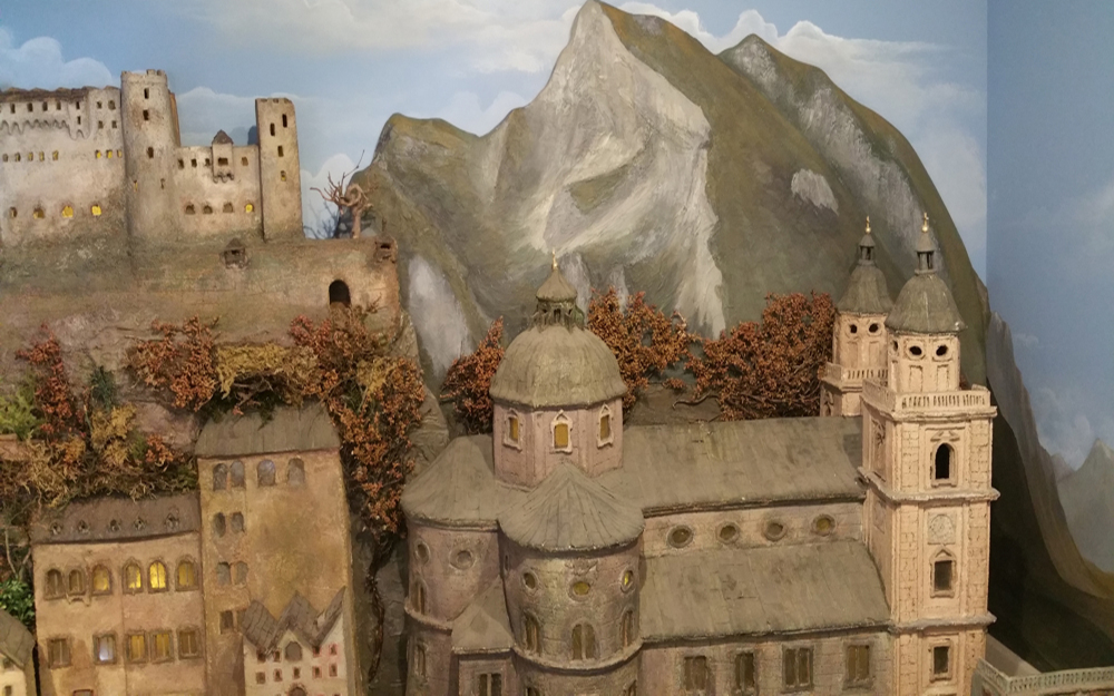 Kostel, hrad a hory